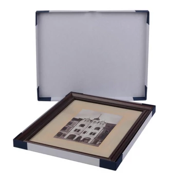 Francesco cardboard with different sizes