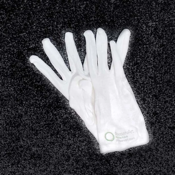 White cotton glove, size 10