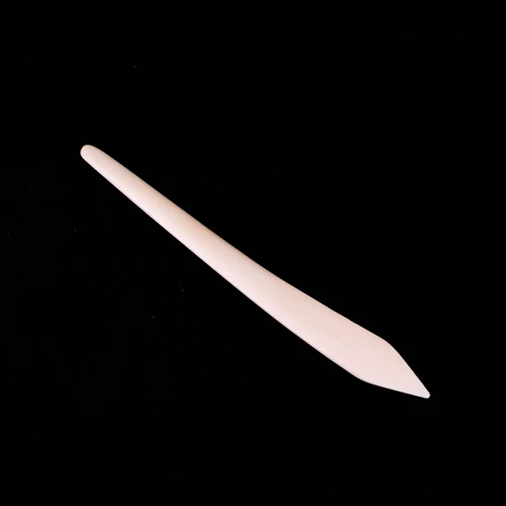 Simító csont hegyes csavart 20cm